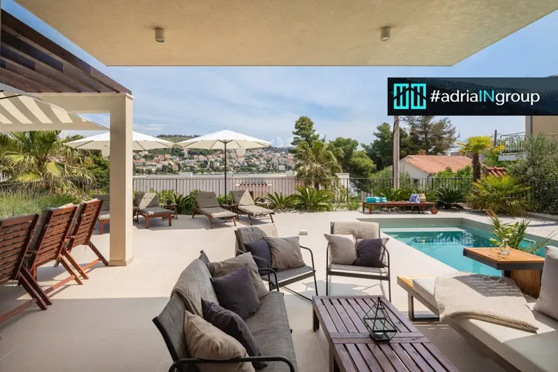 Okrug Gornji, VILLA WITH POOL / 30m from the beach / view / VIDEO - read the description – 3