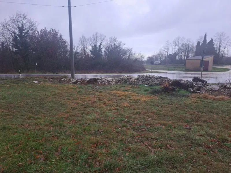 Terreno edificabile, 5 km da Dignano, 900 m2 - VILLA PER LE VACANZE, PROGETTO – 2