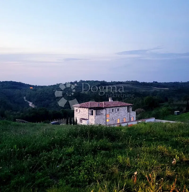 DREAMS ABOUT AN ISTRIAN STONE VILLA BECOME A REALITY – 2