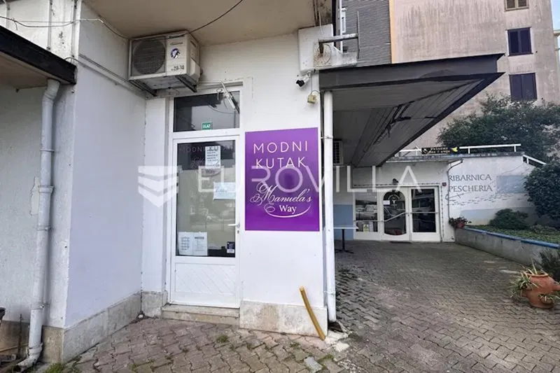 Üzlethelyiség Rovinj – 2