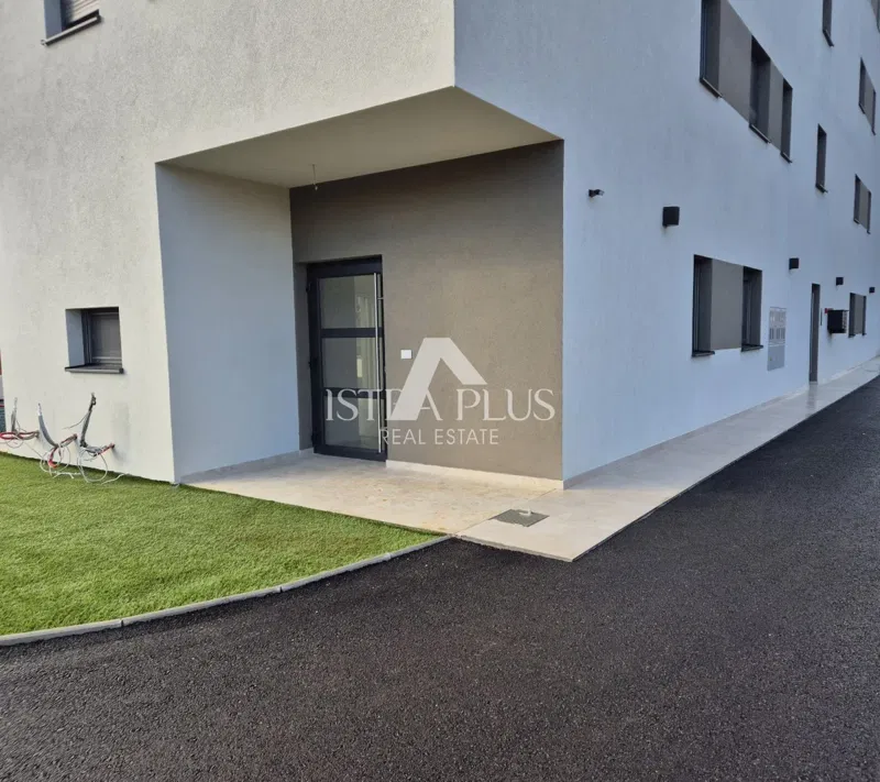 Apartment on the ground floor with a yard, new building 2 km from the sea!! – 3