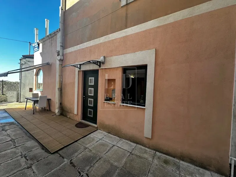 Apartment in the center of Novigrad – 2