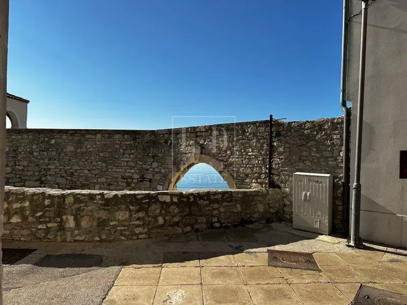 Apartment in the center of Novigrad – 3