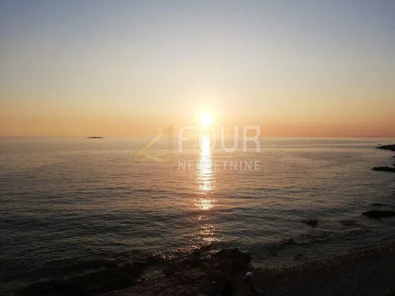 Unije, Mali Lošinj, 402m2 – 2