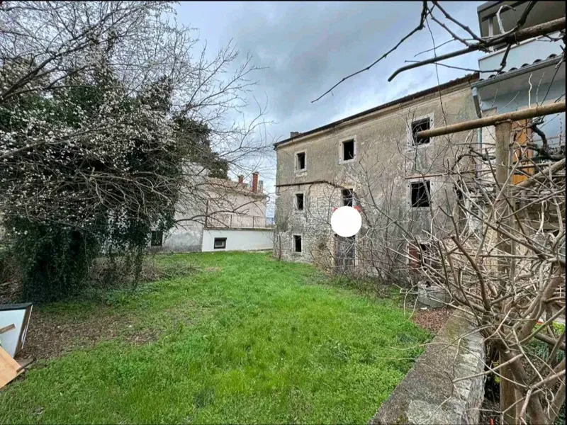 Telek Kanfanar – 3