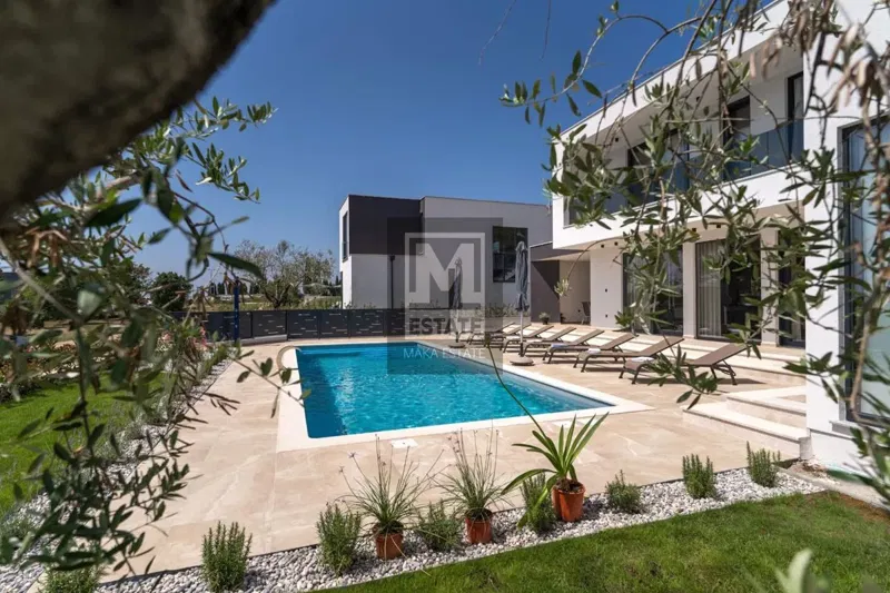 Poreč, surroundings, modern villa with sea view! – 2