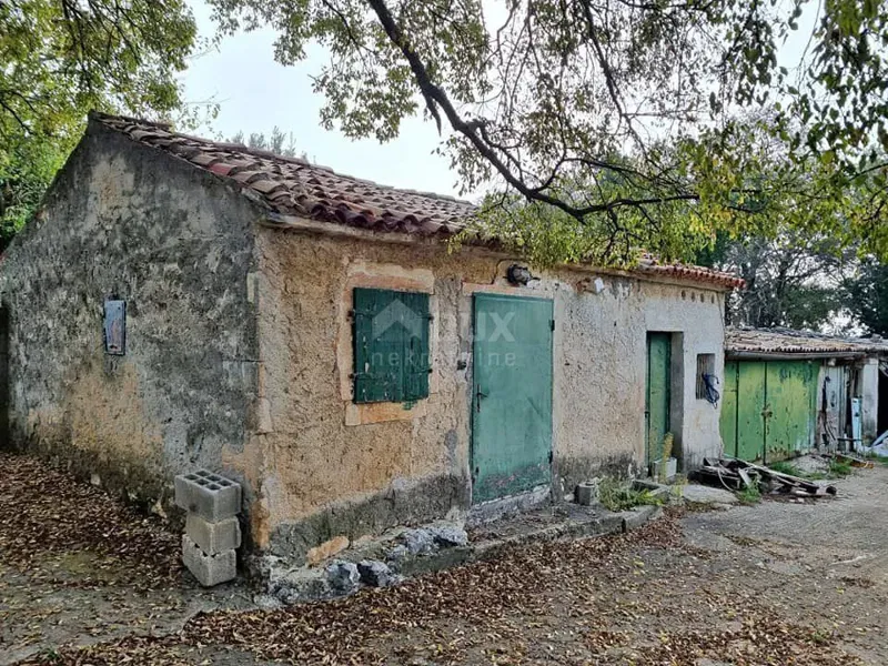 ISTRIA, VALTURA - Terreno edificabile con edificio – 2