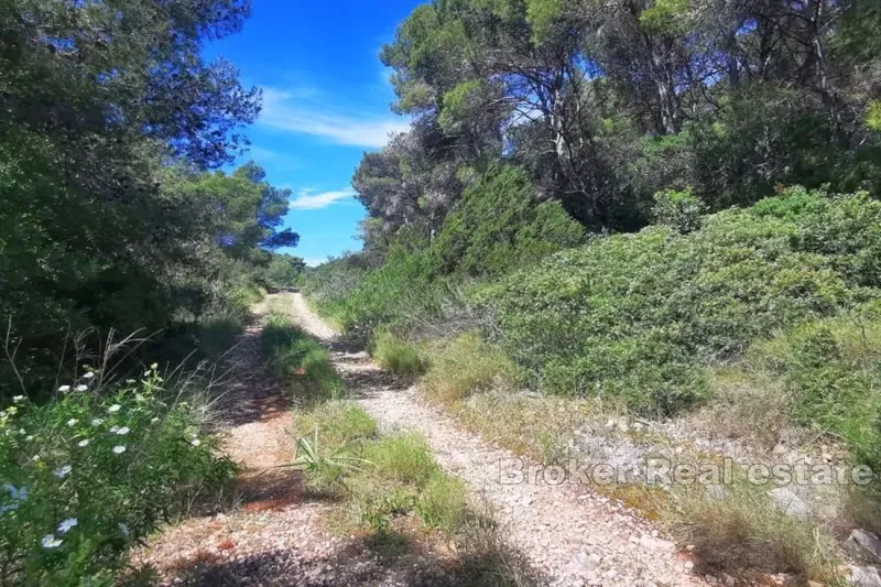 Building plot with sea view – 3