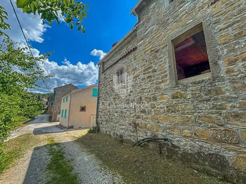 Motovun, Casa in pietra con vista panoramica su Montona! – 3