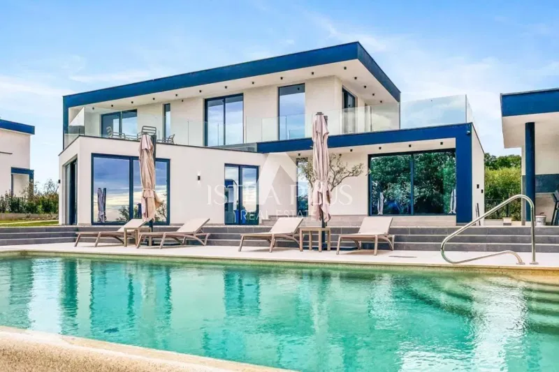A modern villa with a beautiful design in the vicinity of Poreč – 2