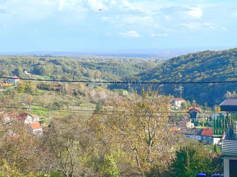 Föld Markuševec, Podsljeme, 1.012m2 – 3