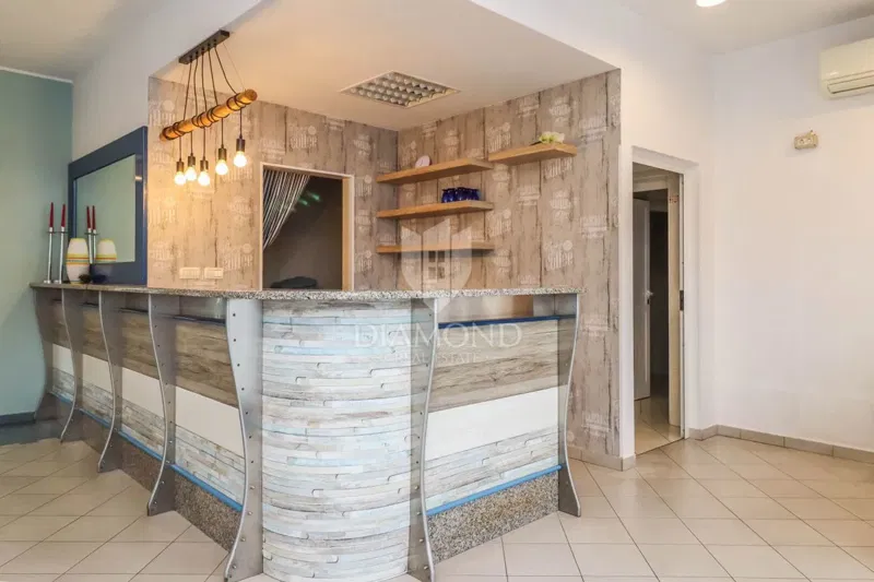 Locale commerciale in una posizione eccezionale vicino al mare! – 2