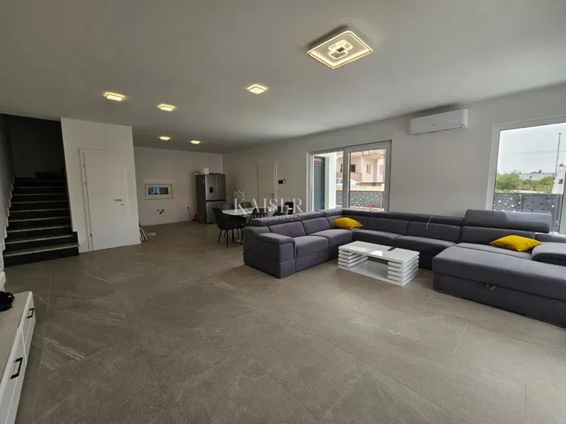 Casa Malinska, Malinska-Dubašnica, 156,05m2 – 3
