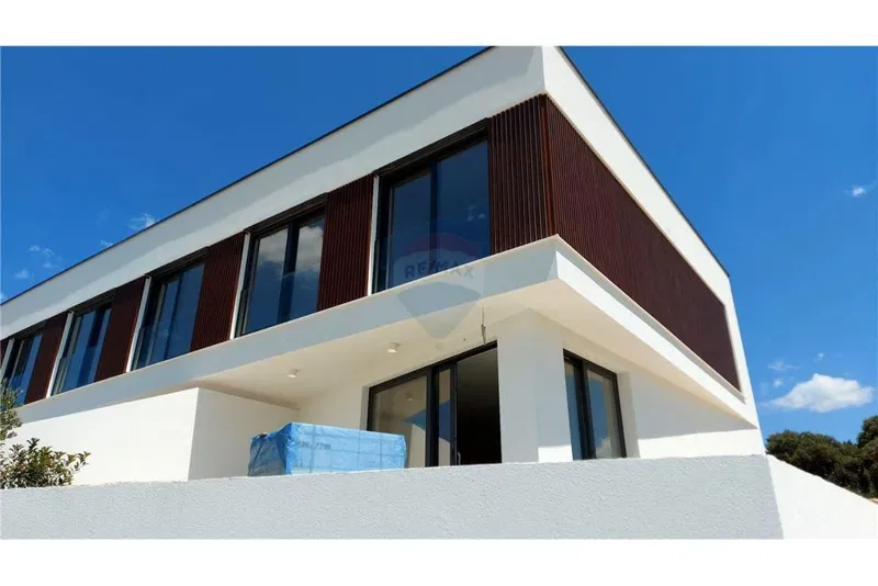 Hiša Mandre, Kolan, 130m2 – 2