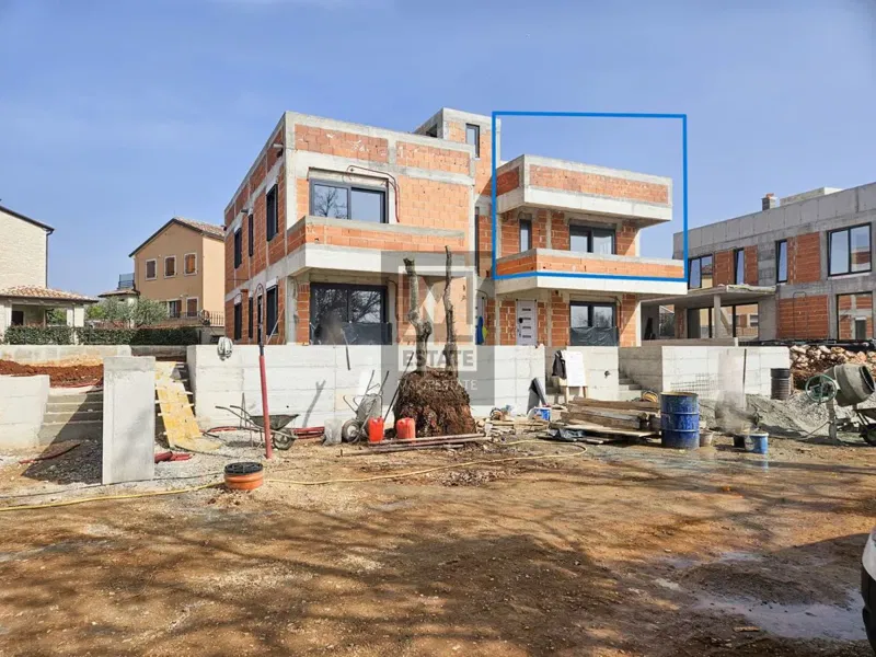 Parenzo, ATTICO con terrazza sul tetto e vista mare! – 2