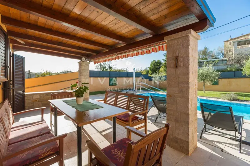 Beautiful and functional house with a swimming pool and a beautiful view – 2