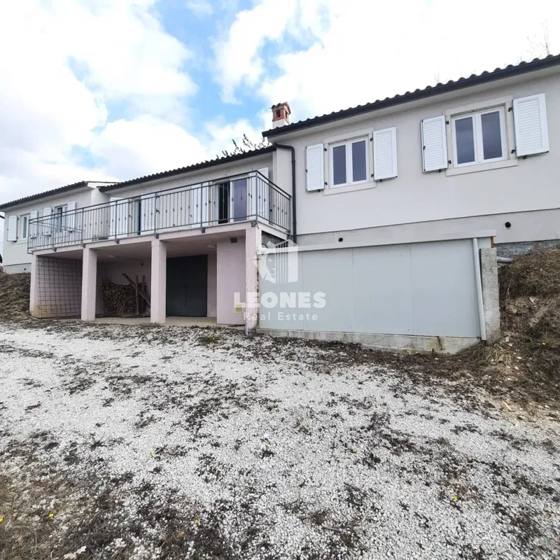 Casa isolata con bellissima vista sul verde ai dintorni di Pazin - Pisinio – 3