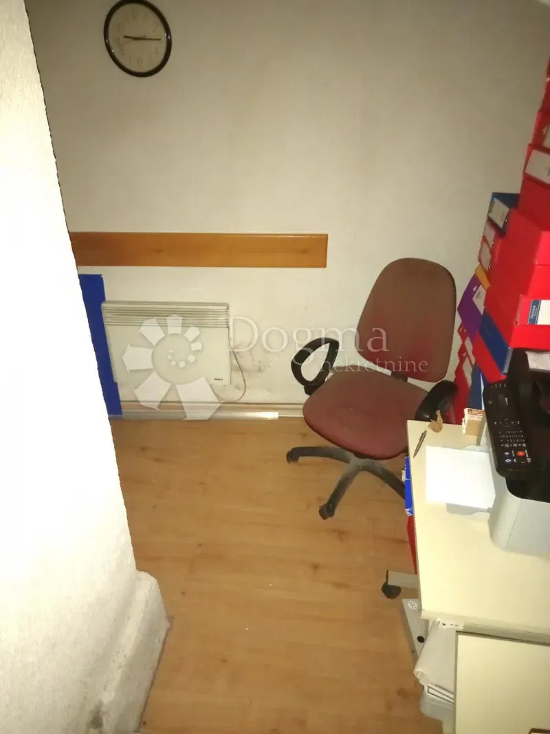 Locale commerciale Centar, Rijeka, 8,30m2 – 2
