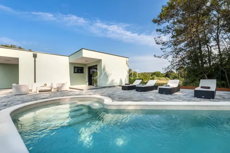 ISTRIA, ROVINJ - Modern house with swimming pool near sea – 2