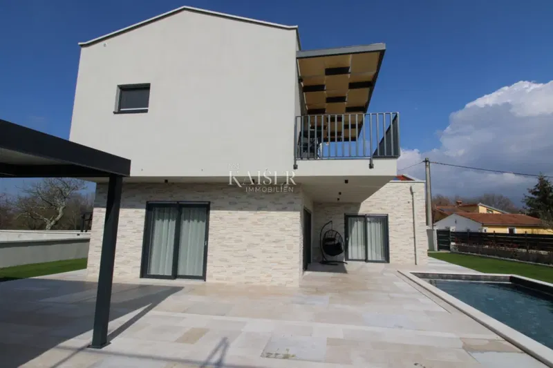 Isztria - Poreč, gyönyörű villa medencével, modern design. – 2