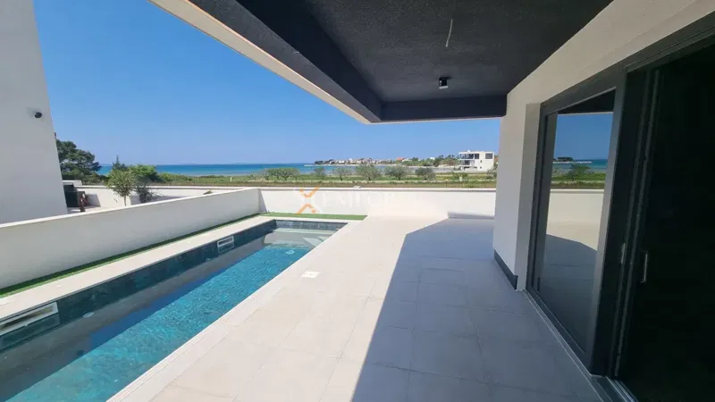 Wonderful house with pool, new building, 110 m from the sea, Privlaka – 3