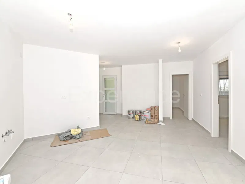 Savudrija – 500 m dalla spiaggia, appartamento al piano terra con giardino e garage! – 2