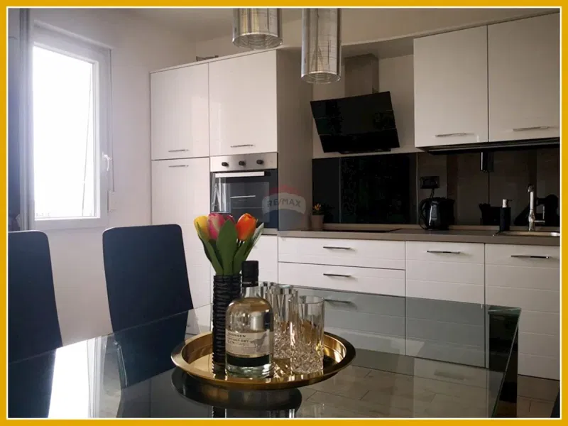 Condo/Apartment Centar, Rijeka, 50m2 – 2