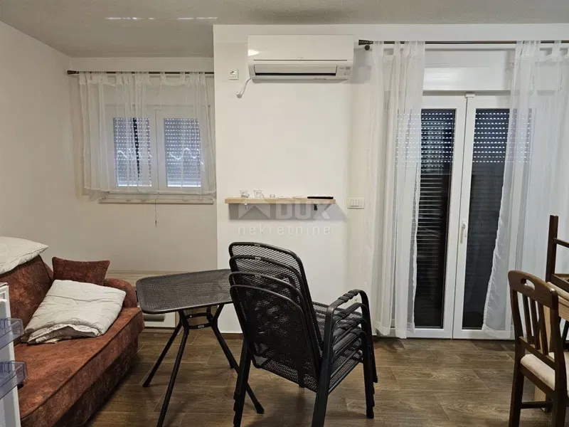 RAB ISLAND, BANJOL - 3 bedrooms + bathroom in an apartment building – 2