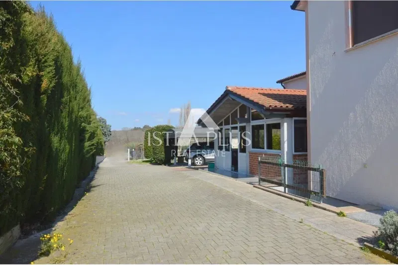 Tenuta con 2 case in vendita - Parenzo – 3