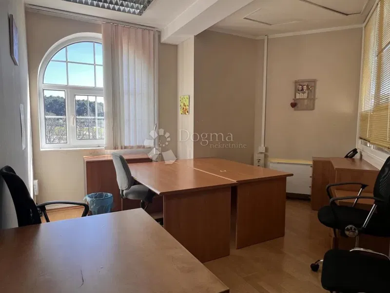 Locale commerciale Poreč, 92m2 – 3
