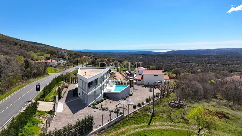 ISTRIA, LABIN - Villa con bellissima vista sul mare – 2