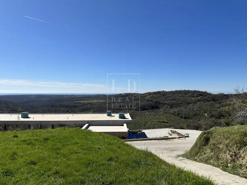 Land with building permit – 3
