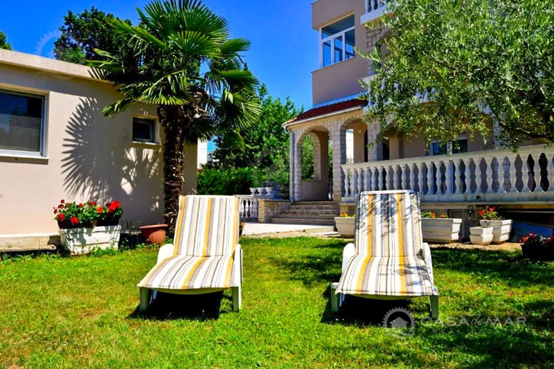 Samostojeća kuća sa 6 apartmana na super lokaciji – 2
