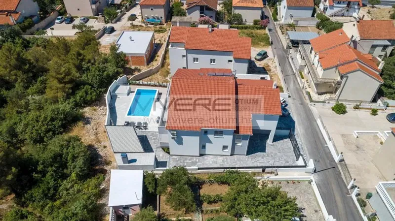 Modern apartment building near the beach – 3
