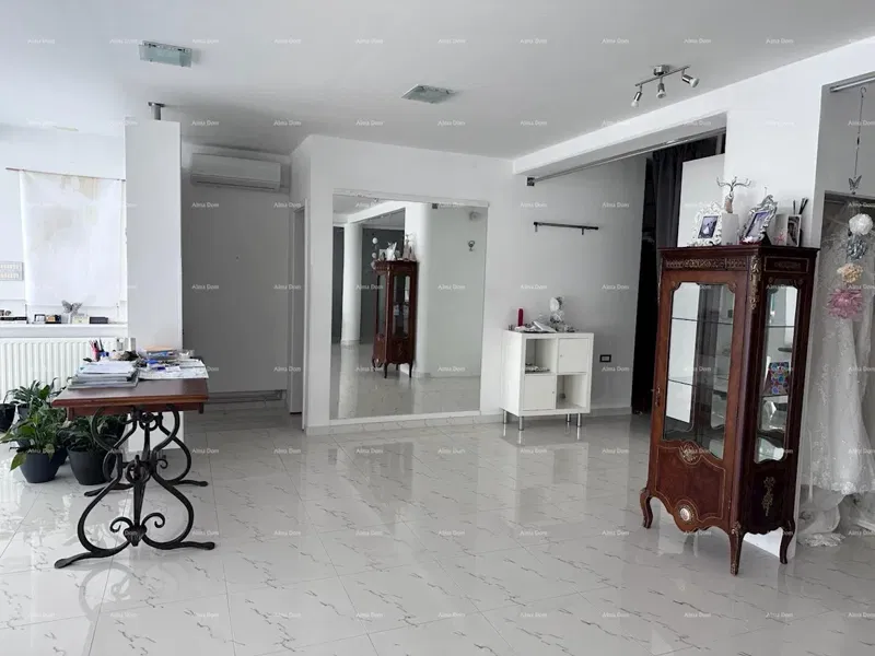 Locale commerciale Pula – 2