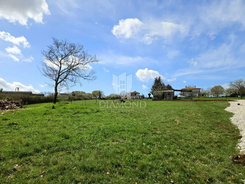 Land Poreč, 1.058m2 – 2
