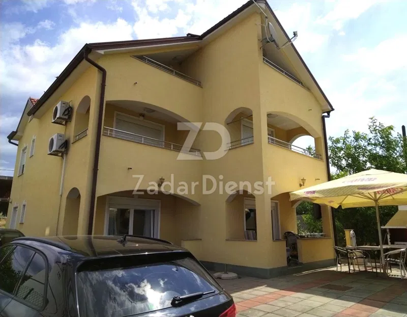 Samostojeća kuća s 5 apartmana, 70m od mora - Sv. Petar na Moru – 2