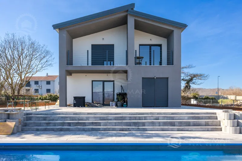 Haus mit Pool in toller Lage mit Panoramablick! – 2