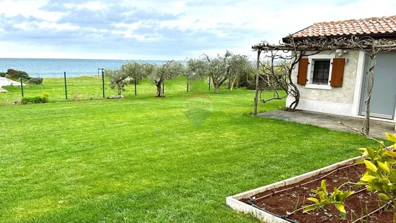 Building plot Umag, 585m2 – 2