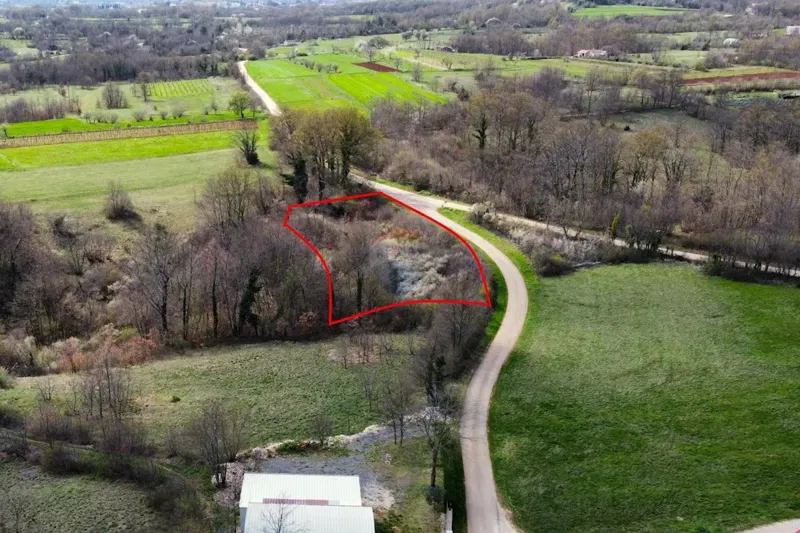 Terreno edificabile Žminj, 2.204m2 – 2