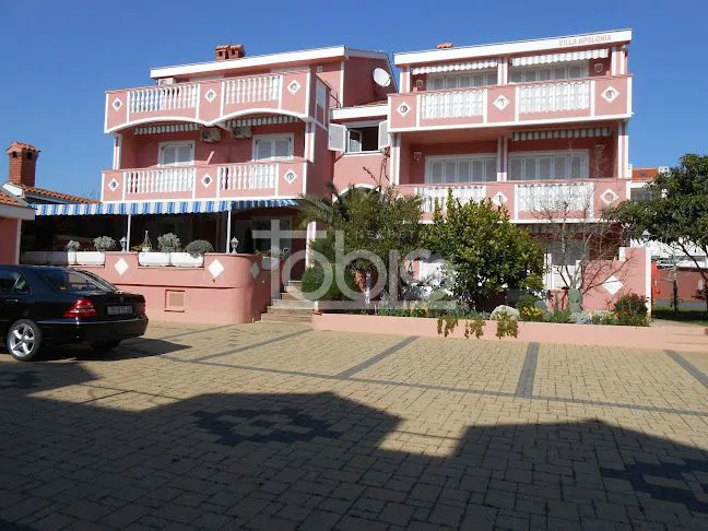 ZADAR/DIKLO - kuća sa bazenom