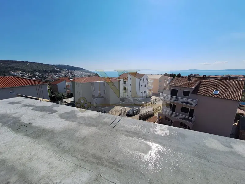 Penthouse with roof terrace S4, 500 m from the sea – 2
