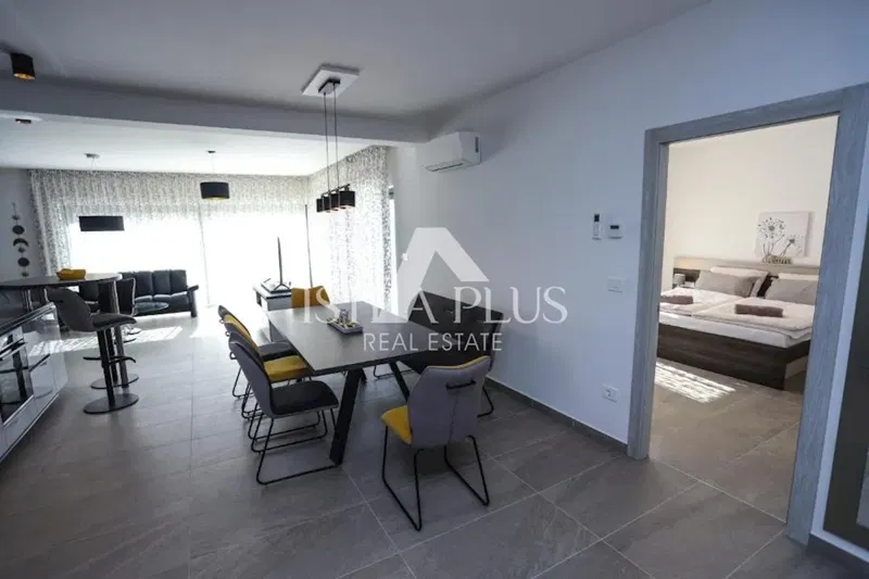 Parenzo - Villa con piscina a 800m dal mare – 3