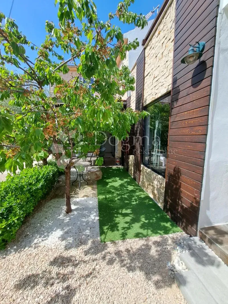 Casa Grad, Šibenik, 155,50m2 – 2