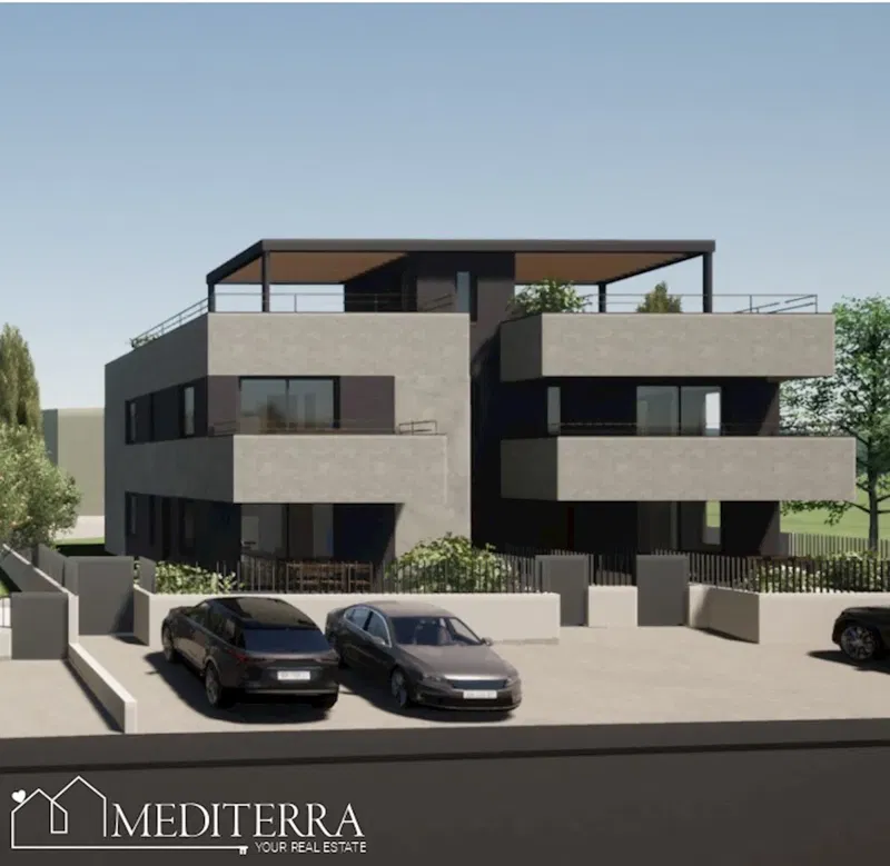 Ground floor apartment of 112m2 in a great location, Poreč, Istria – 2