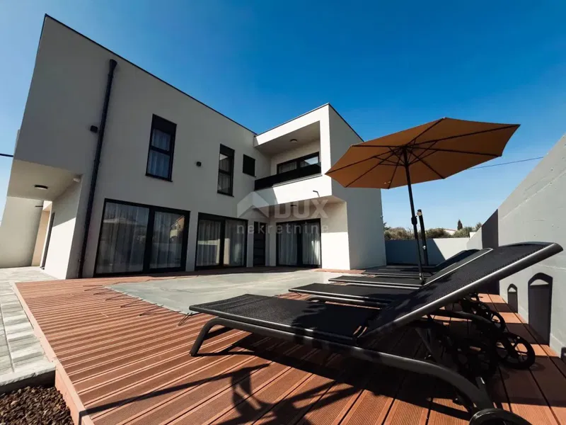 ISTRIA, POMER - Moderna casa bifamiliare con piscina vicino al mare – 3