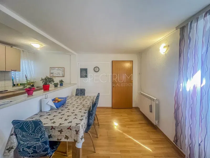 Verteneglio, spazioso appartamento in centro – 3
