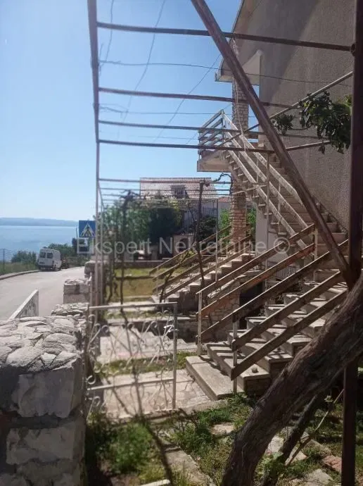 Okrug G., casa indipendente 375m2 con giardino 481m2, 190m dal mare e dalla spiaggia – 2