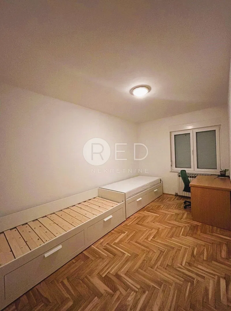 ZAGREB, VOLOVČICA - RENOVIRANI STAN S VRTOM, 69 m2 – 2