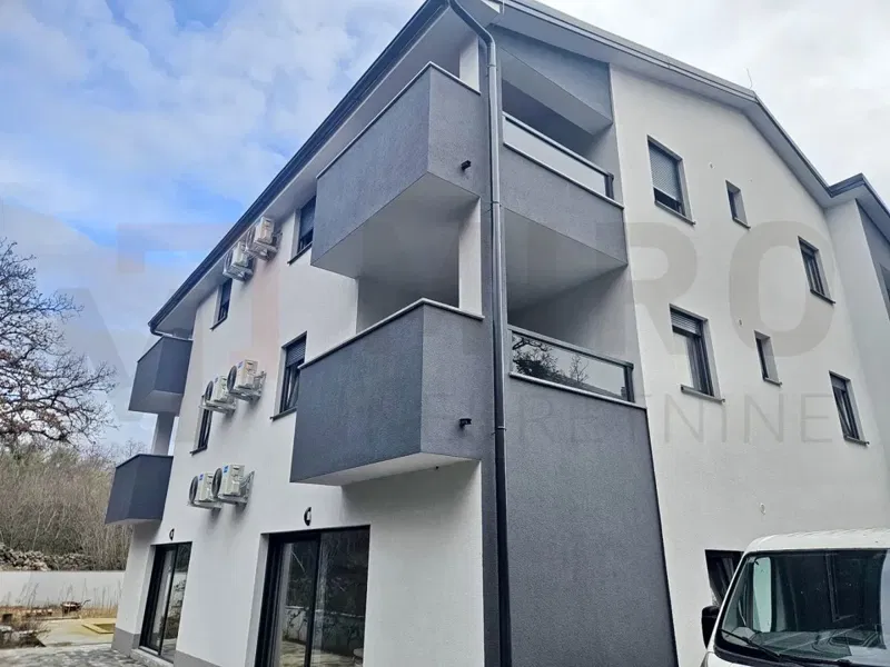 Uvala Soline, new apartment on the 2nd floor surrounded by greenery, SALE! – 2